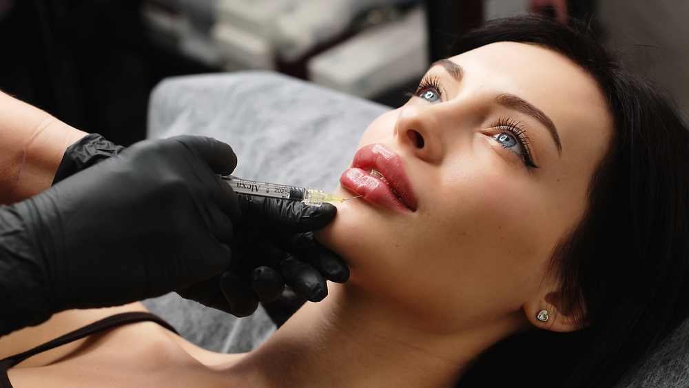 lip fillers dubai at novomed clinics