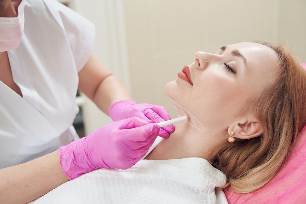 neck lift surgery in Dubai at novomed clinic